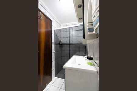 Casa à venda com 220m², 4 quartos e 2 vagasBanheiro