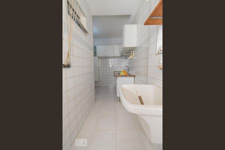 Apartamento à venda com 74m², 3 quartos e 1 vagaÁrea de Serviço