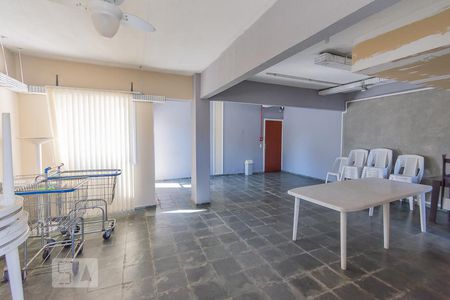Apartamento à venda com 74m², 3 quartos e 1 vagaSalão de Festas