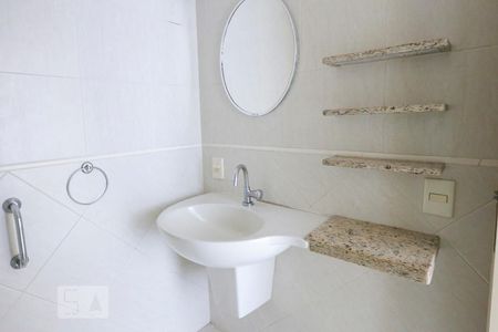 Apartamento para alugar com 55m², 1 quarto e 1 vaga Apartamento para alugar com 55m², 1 quarto e 1 vagaBanheiro