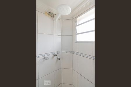 Banheiro de apartamento à venda com 2 quartos, 50m² em Vila Industrial, Campinas