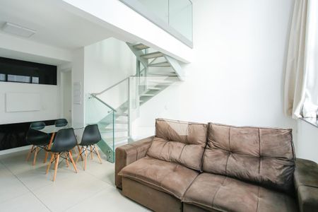 Sala de apartamento para alugar com 1 quarto, 80m² em Chácara das Pedras, Porto Alegre