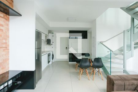 Cozinha de apartamento para alugar com 1 quarto, 80m² em Chácara das Pedras, Porto Alegre