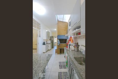 Casa à venda com 500m², 6 quartos e 5 vagasCozinha