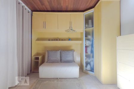 Casa à venda com 500m², 6 quartos e 5 vagasQuarto 4