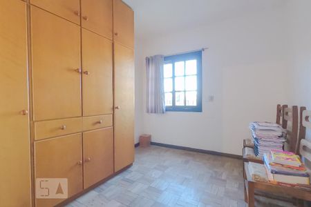 Casa à venda com 500m², 6 quartos e 5 vagasQuarto de Serviço