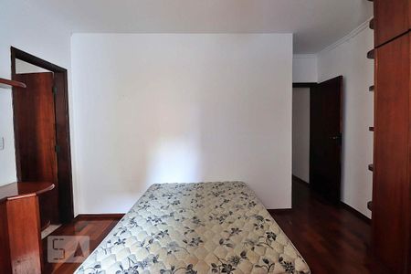 Suíte 2 de casa à venda com 6 quartos, 200m² em Vila São Pedro, Santo André