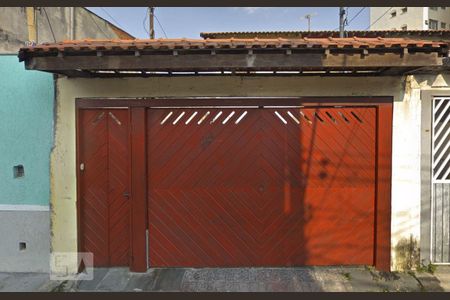 Fachada da Casa de casa para alugar com 2 quartos, 120m² em Vila Santana, São Paulo