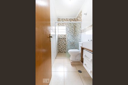 Banheiro 1 de casa para alugar com 2 quartos, 120m² em Vila Santana, São Paulo