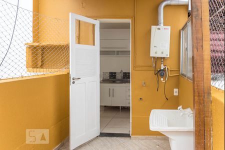 Apartamento para alugar com 70m², 2 quartos e 1 vagaÁrea de Serviço