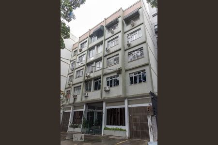 Apartamento para alugar com 70m², 2 quartos e 1 vagaFachada