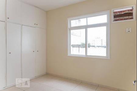 Quarto 1 de apartamento para alugar com 2 quartos, 70m² em Tijuca, Rio de Janeiro