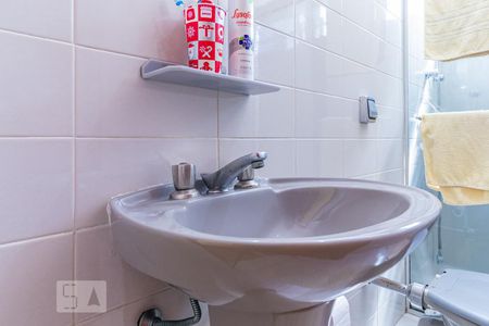 Casa para alugar com 180m², 3 quartos e 2 vagasBanheiro - Pia