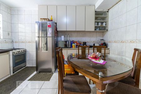 Casa para alugar com 180m², 3 quartos e 2 vagasCozinha