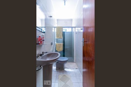 Casa para alugar com 180m², 3 quartos e 2 vagasBanheiro