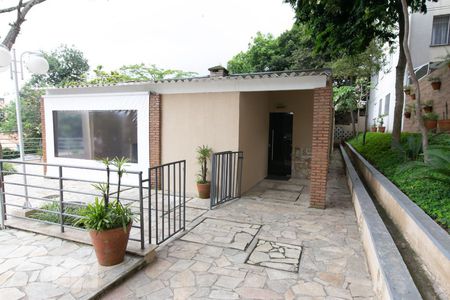 Apartamento para alugar com 55m², 2 quartos e sem vagaÁrea externa