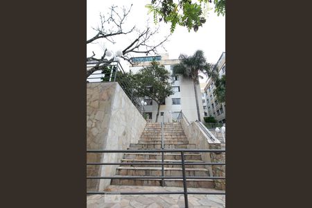 Apartamento para alugar com 55m², 2 quartos e sem vagaÁrea externa