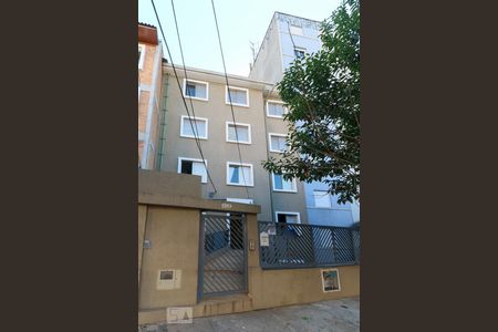 Apartamento à venda com 43m², 1 quarto e sem vaga Apartamento à venda com 43m², 1 quarto e sem vagaFachada