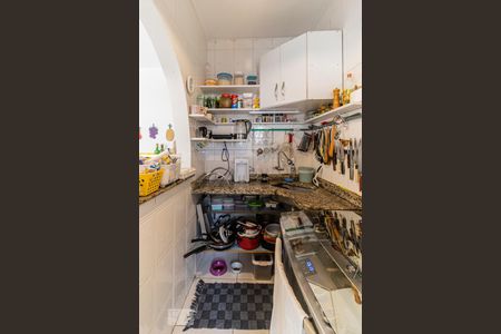 Apartamento para alugar com 47m², 2 quartos e 1 vagaCozinha - Armários