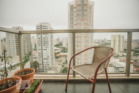 Apartamento à venda com 210m², 4 quartos e 3 vagasVaranda