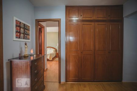 Apartamento à venda com 210m², 4 quartos e 3 vagasCorredor - Quartos