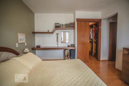 Apartamento à venda com 210m², 4 quartos e 3 vagasSuíte