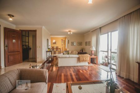 Apartamento à venda com 210m², 4 quartos e 3 vagasSala de Estar