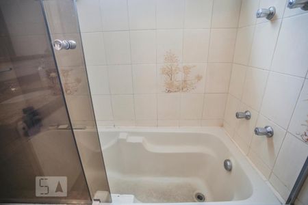 Apartamento à venda com 210m², 4 quartos e 3 vagasBanheiro Suíte - Banheira