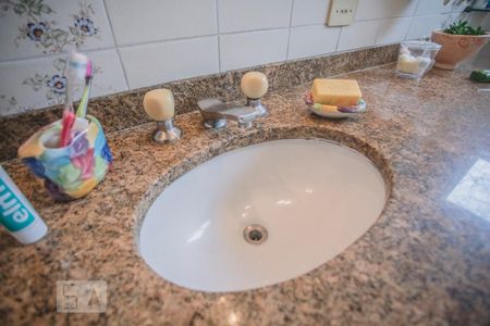 Apartamento à venda com 210m², 4 quartos e 3 vagasBanheiro 2 - Torneira