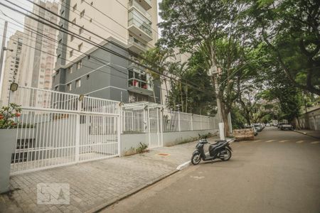 Apartamento à venda com 210m², 4 quartos e 3 vagasFachada