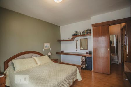 Apartamento à venda com 210m², 4 quartos e 3 vagasSuíte
