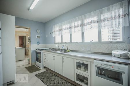 Apartamento à venda com 210m², 4 quartos e 3 vagasCozinha
