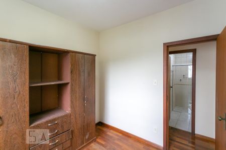 Quarto 1 de apartamento para alugar com 3 quartos, 68m² em Liberdade, Belo Horizonte