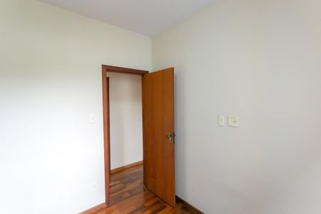 Quarto 1 de apartamento para alugar com 3 quartos, 68m² em Liberdade, Belo Horizonte