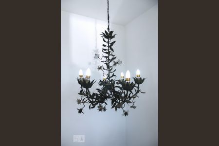 Apartamento à venda com 245m², 3 quartos e 2 vagasEscada