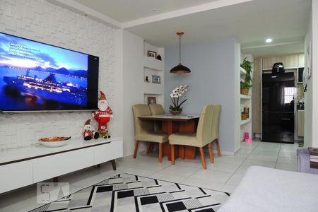 Sala de apartamento à venda com 2 quartos, 50m² em Tanque, Rio de Janeiro