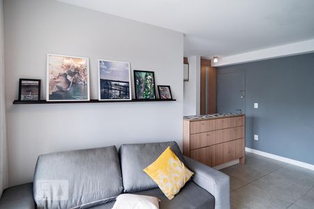 Sala de apartamento à venda com 2 quartos, 61m² em Vila Isa, São Paulo