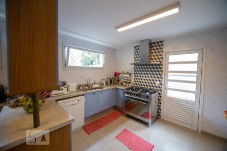 Cozinha de casa à venda com 3 quartos, 350m² em Butantã, São Paulo