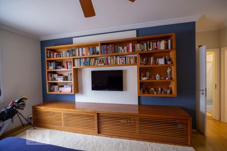 Casa à venda com 350m², 3 quartos e 4 vagas Casa à venda com 350m², 3 quartos e 4 vagasSuite