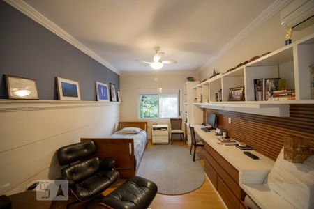 Casa à venda com 350m², 3 quartos e 4 vagas Casa à venda com 350m², 3 quartos e 4 vagasQuarto 1