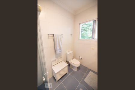 Casa à venda com 350m², 3 quartos e 4 vagas Casa à venda com 350m², 3 quartos e 4 vagasBanheiro Social