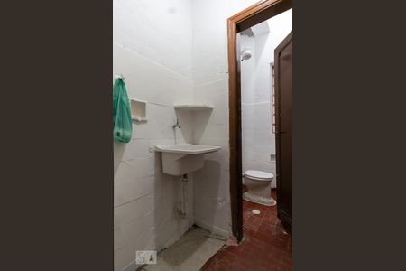 Banheiro de kitnet/studio para alugar com 1 quarto, 40m² em Tucuruvi, São Paulo