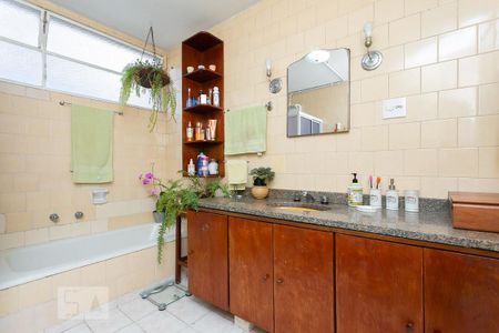 Apartamento à venda com 160m², 3 quartos e 1 vagaBanheiro 1