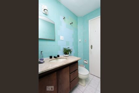 Apartamento à venda com 160m², 3 quartos e 1 vagaBanheiro 2