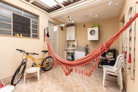 Casa à venda com 110m², 3 quartos e 2 vagas Casa à venda com 110m², 3 quartos e 2 vagasQuintal