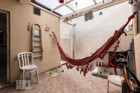 Casa à venda com 110m², 3 quartos e 2 vagas Casa à venda com 110m², 3 quartos e 2 vagasQuintal