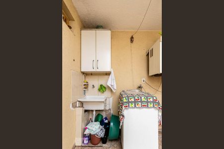 Casa à venda com 110m², 3 quartos e 2 vagas Casa à venda com 110m², 3 quartos e 2 vagasÁrea de serviço