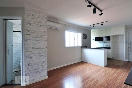 Sala de apartamento para alugar com 2 quartos, 100m² em Vila Clarice, Santo André