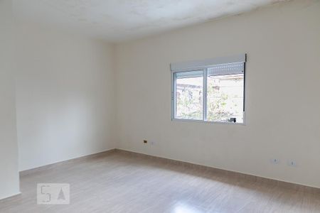 Quarto de casa para alugar com 2 quartos, 95m² em Estuário, Santos