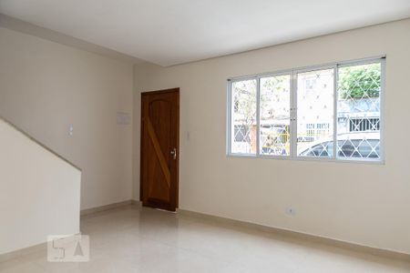 Casa para alugar com 2 quartos, 95m² em Estuário, Santos